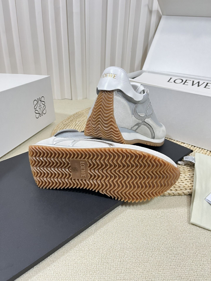 Loewe Sneakers